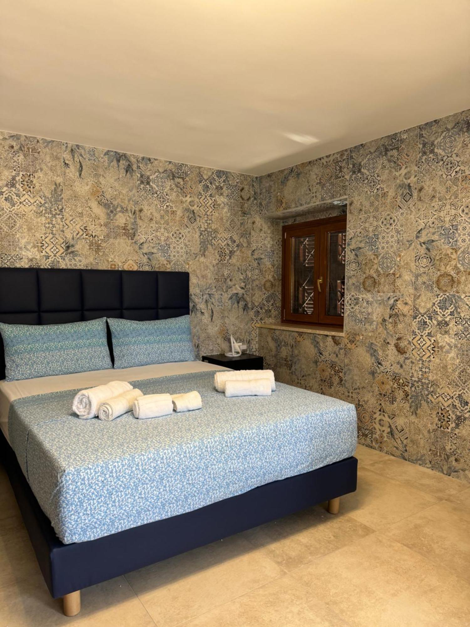 Edo House Anzio - Beachfront - Fronte Mare - Affittacamere المظهر الخارجي الصورة