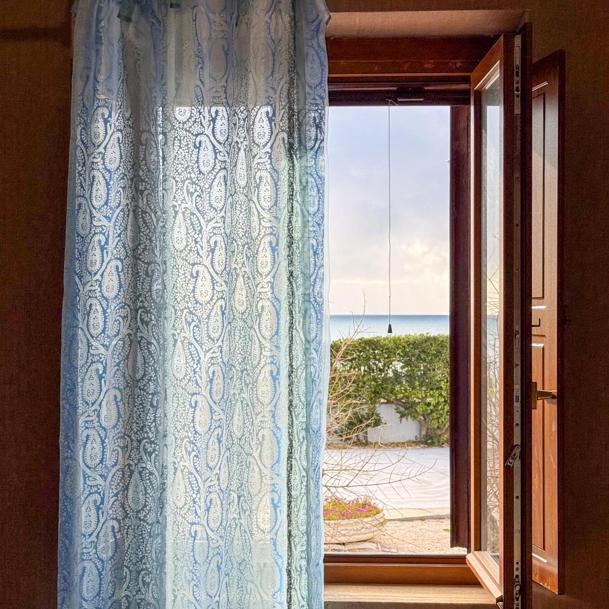 Edo House Anzio - Beachfront - Fronte Mare - Affittacamere المظهر الخارجي الصورة