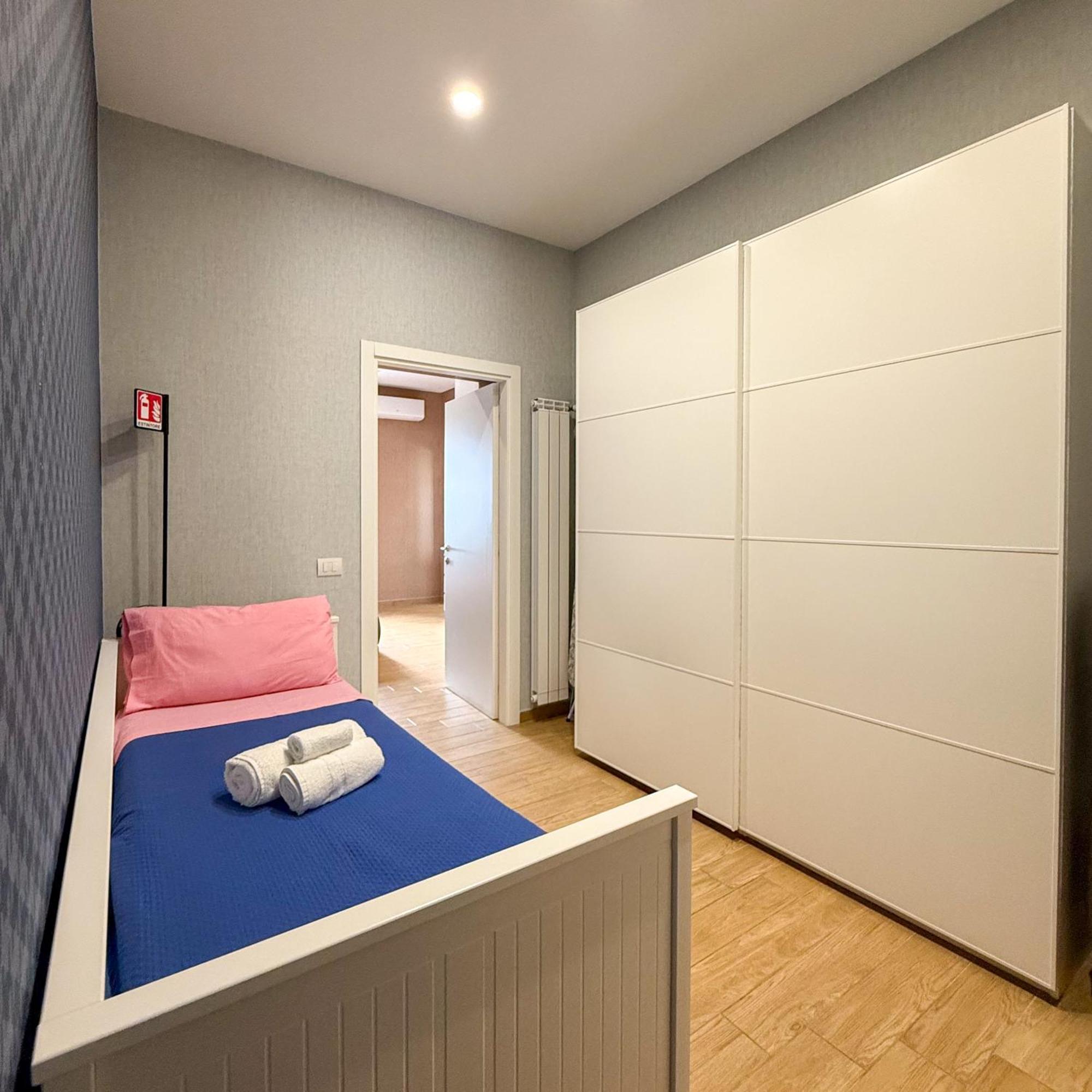 Edo House Anzio - Beachfront - Fronte Mare - Affittacamere المظهر الخارجي الصورة