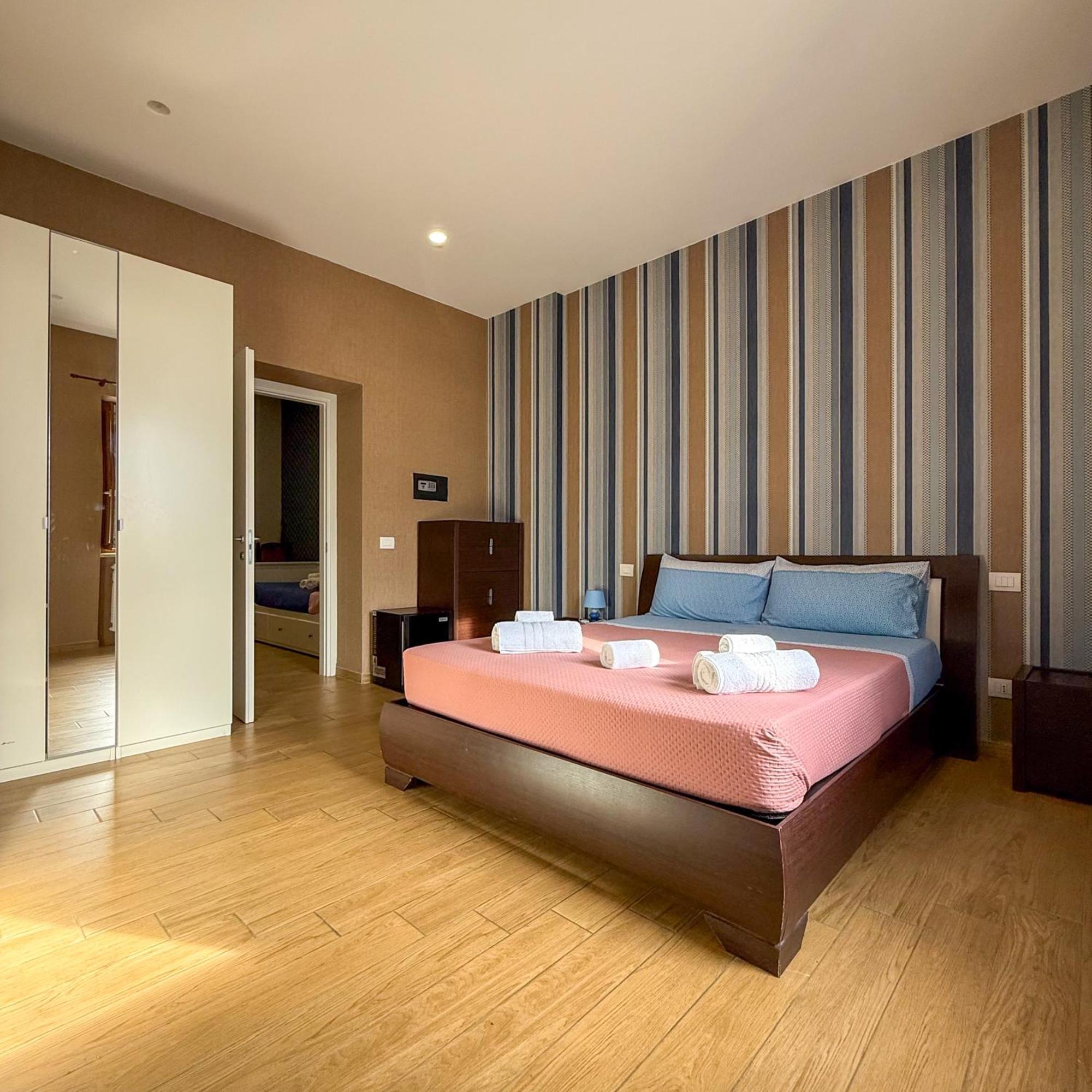 Edo House Anzio - Beachfront - Fronte Mare - Affittacamere المظهر الخارجي الصورة