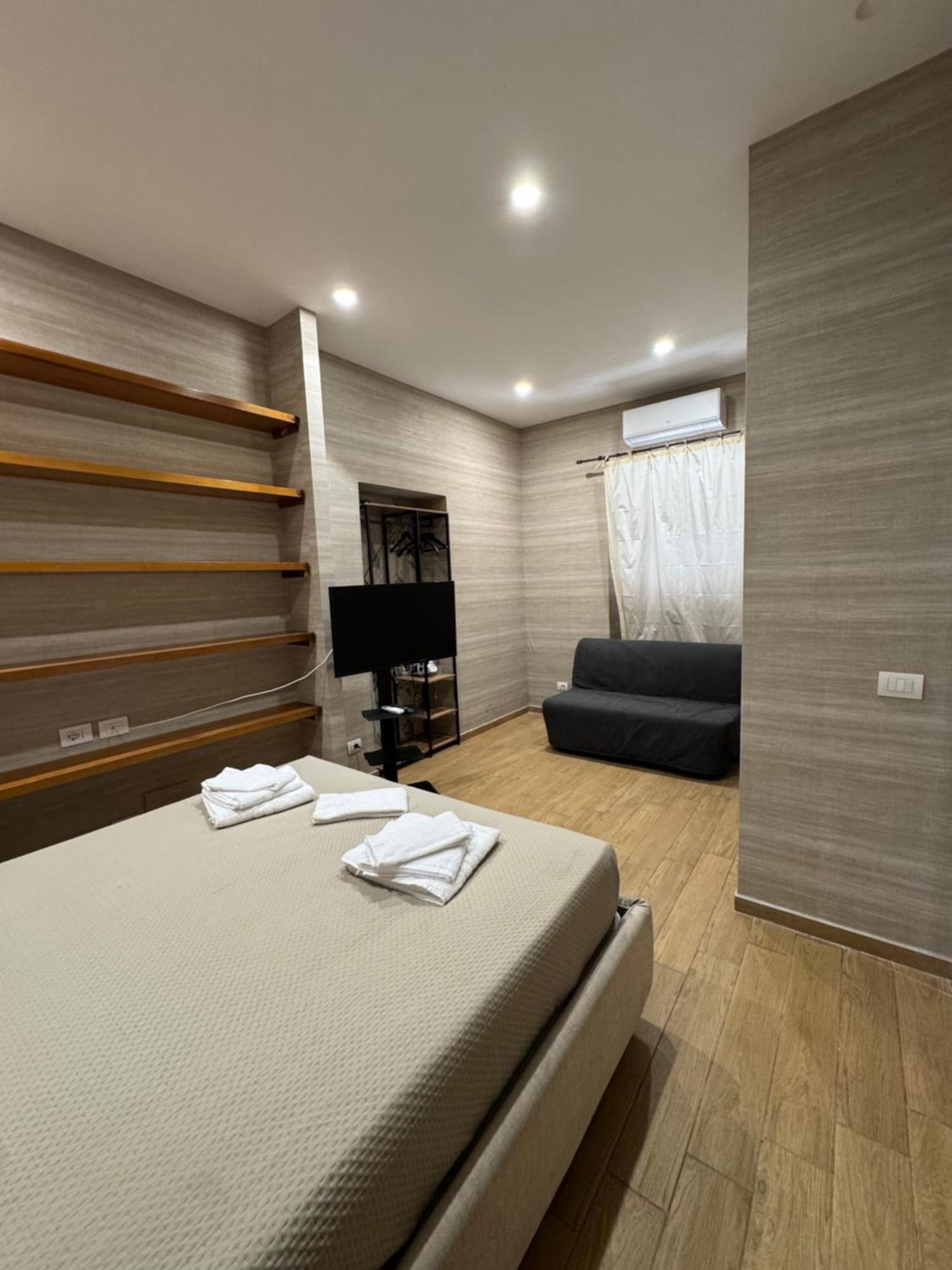 Edo House Anzio - Beachfront - Fronte Mare - Affittacamere المظهر الخارجي الصورة